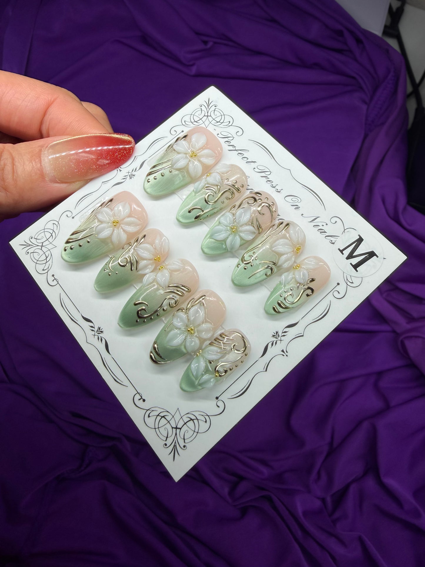 Green cat eye 3D
