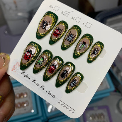 Green Bug nails 3D