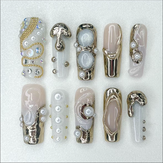 Noble and luxurious Y2K